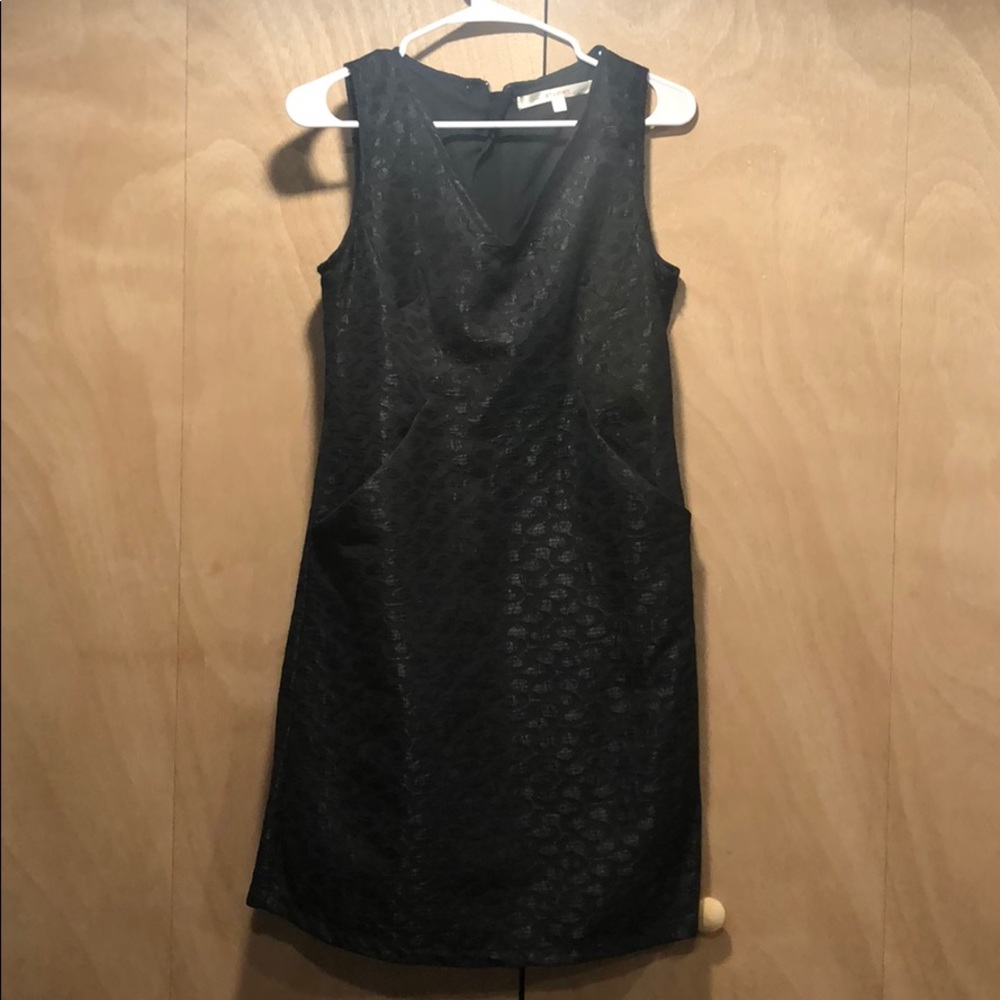NWOT studio M LBD